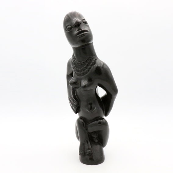 Josiah Manzi - Woman - Shona-Art Shop - Kunst Skulptur aus Stein, dekorativ für den Aussenbereich und Interior