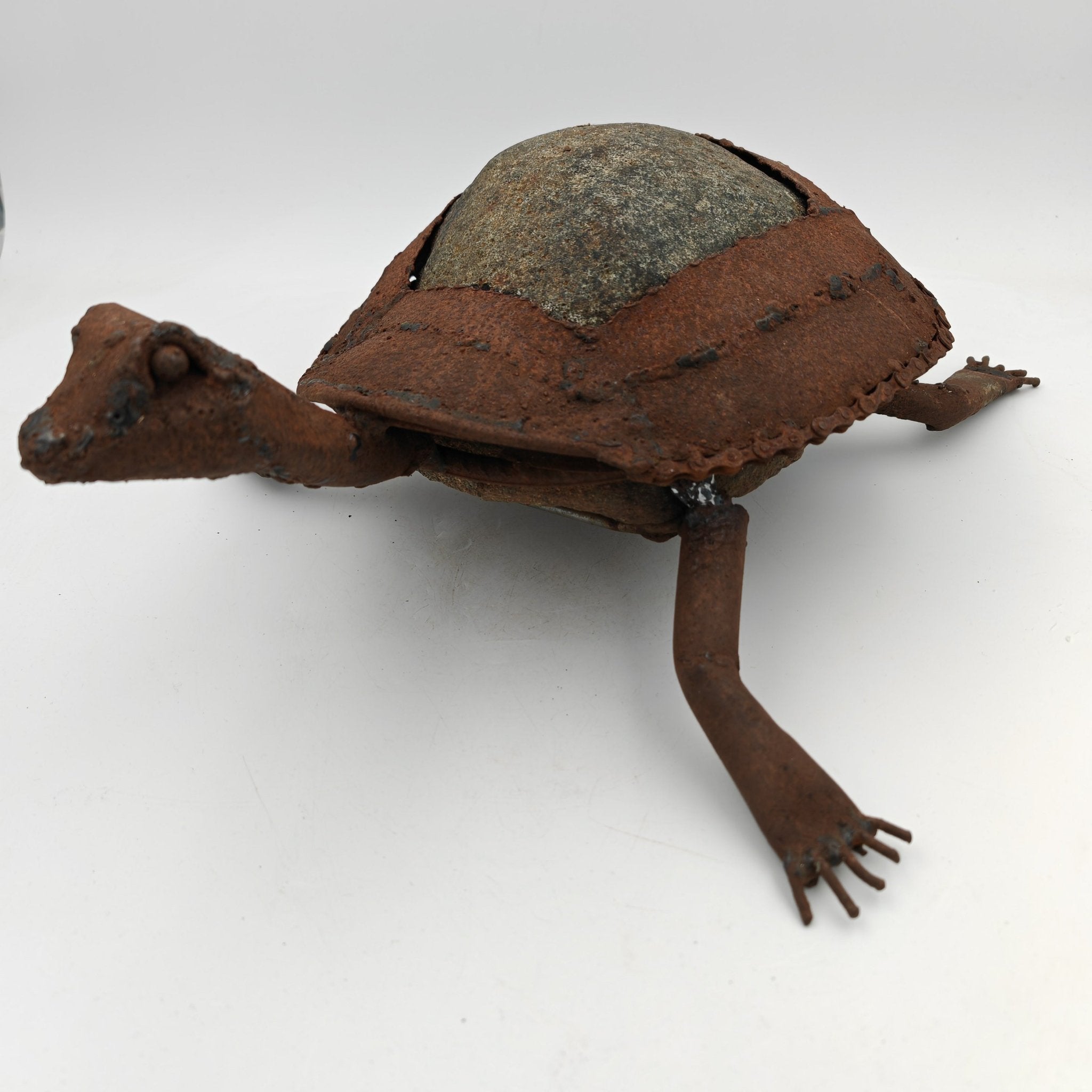 Schildkröte - Edgar Sahondo - Shona-Art Shop - Kunst Skulptur aus Stein, dekorativ für den Aussenbereich und Interior