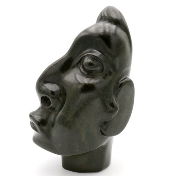 Wonder Luke - Chief - Shona-Art Shop - Kunst Skulptur aus Stein, dekorativ für den Aussenbereich und Interior